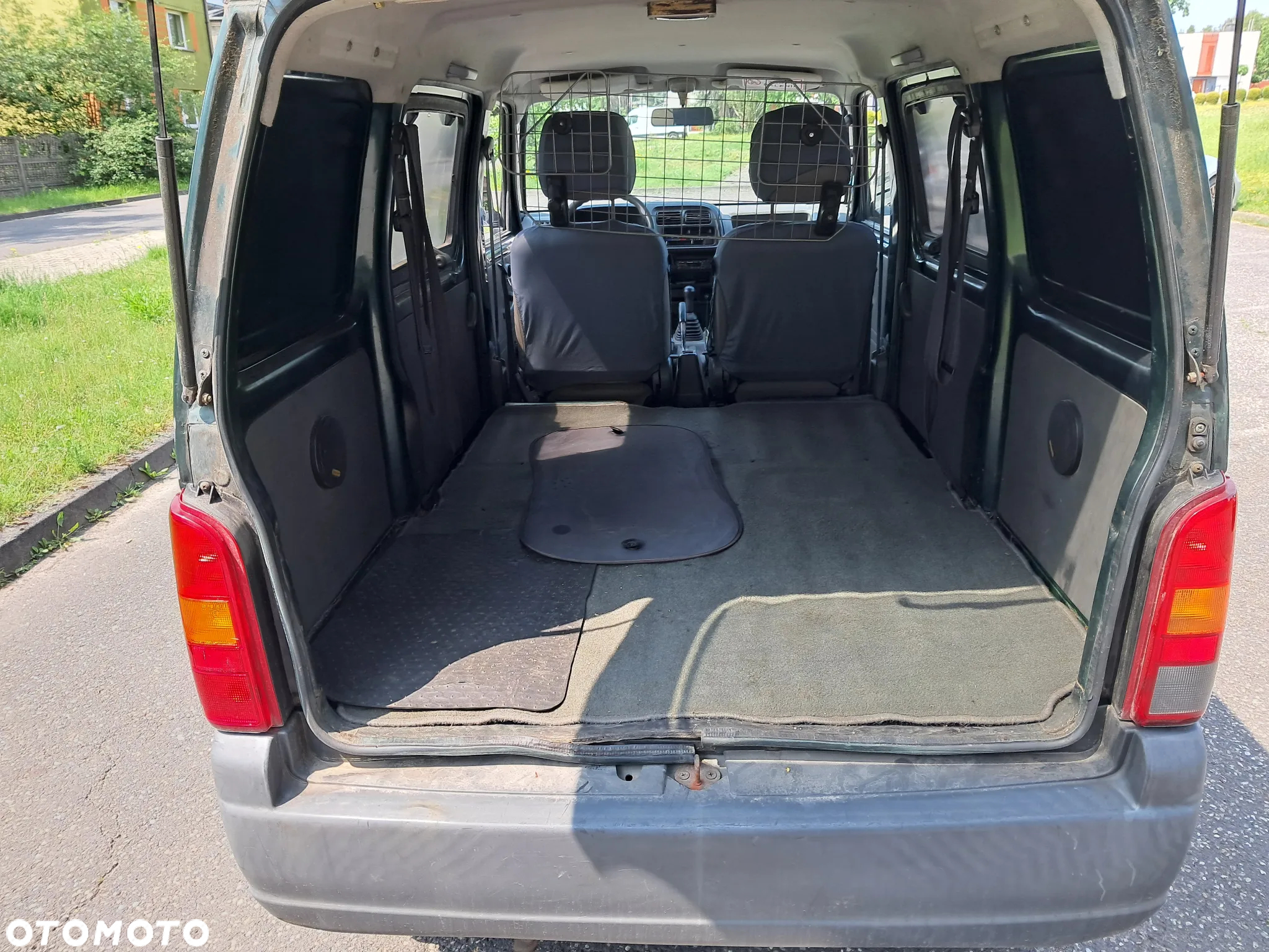 Suzuki Carry - 11