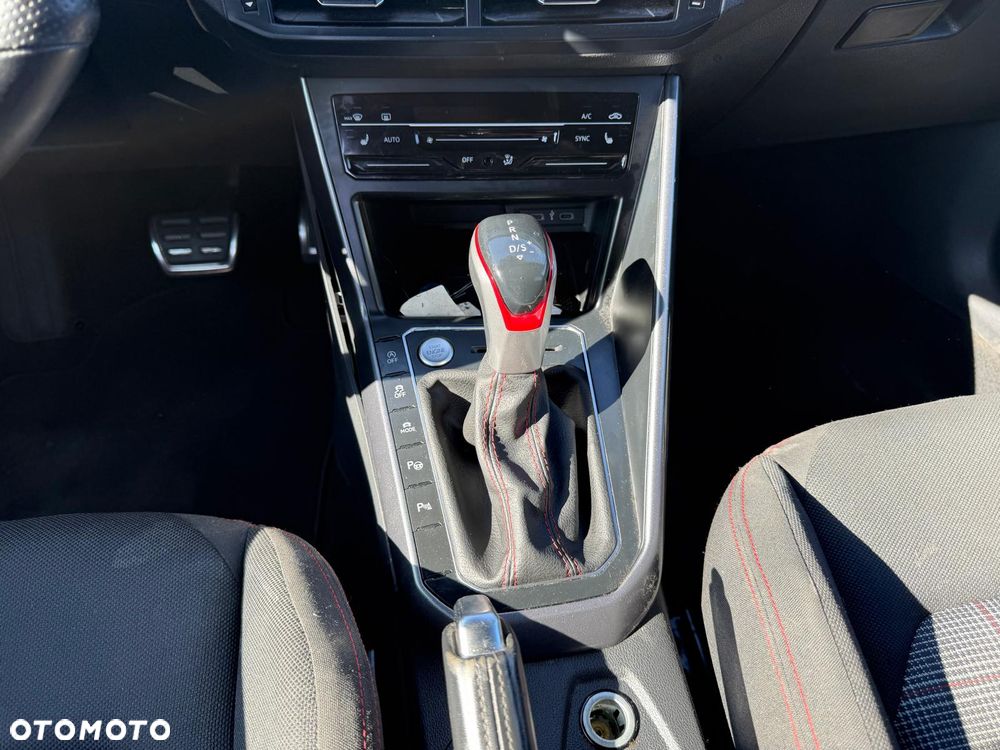Volkswagen Polo 2.0 TSI GTI DSG - 14