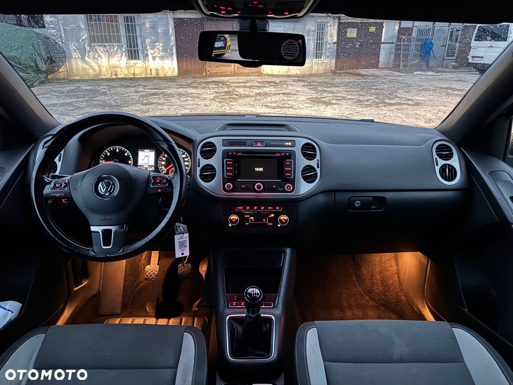 Volkswagen Tiguan - 23
