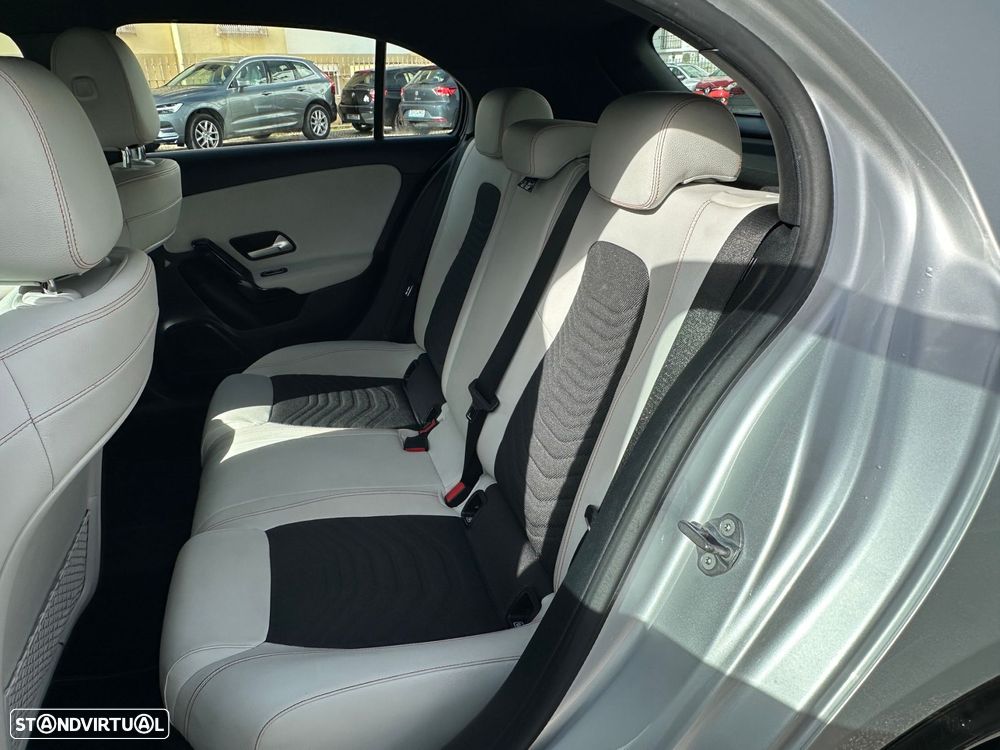 Mercedes-Benz A 180 d Style Plus Aut. - 12