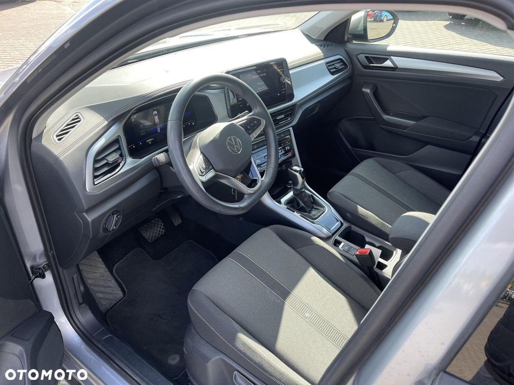 Volkswagen T-Roc - 9