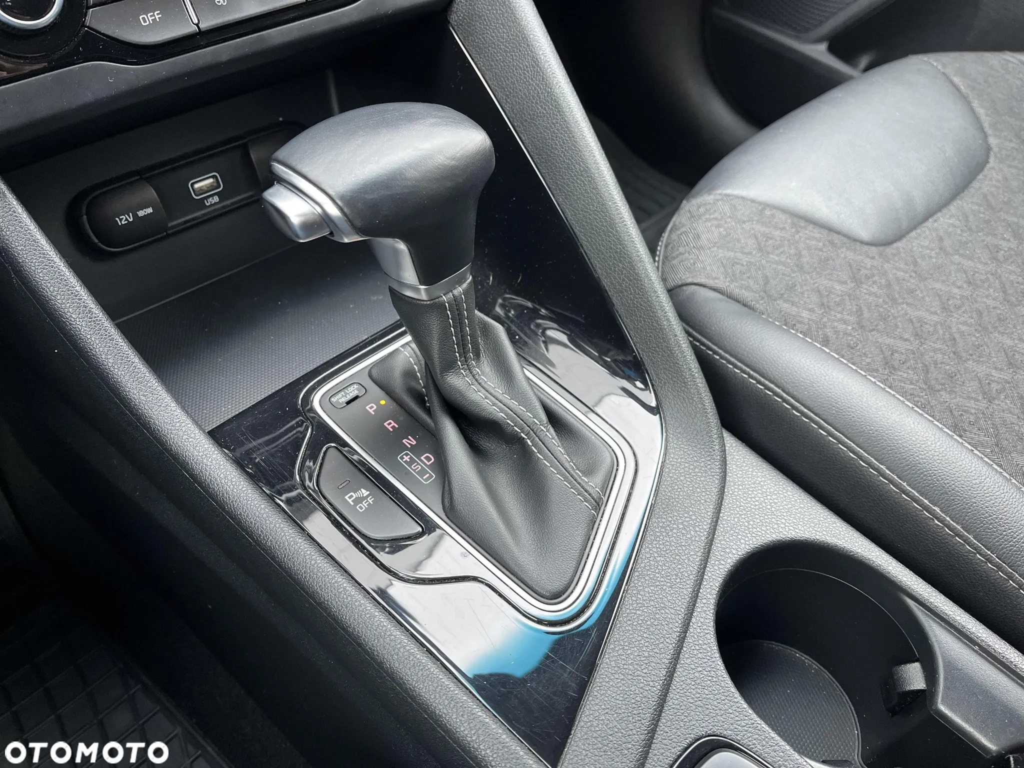 Kia Niro 1.6 GDI Hybrid L - 15