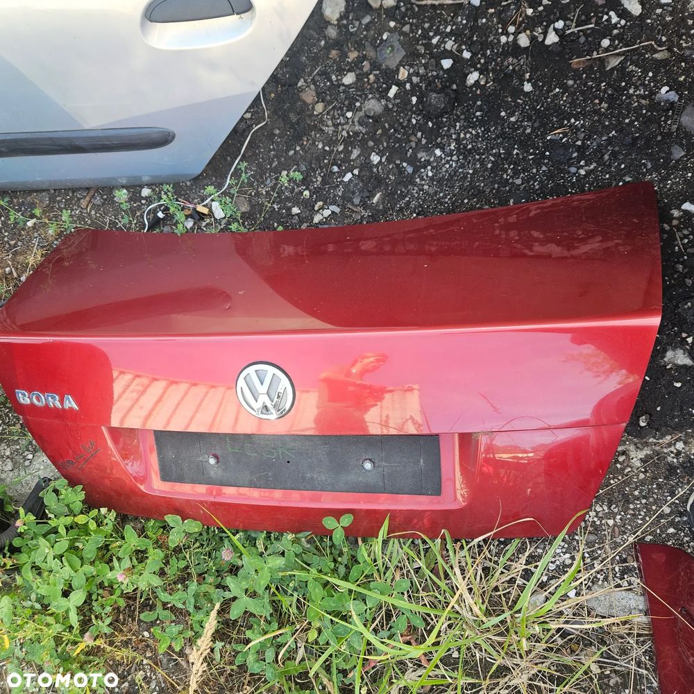 Klapa bagaznika / Volkswagen Bora  Kod lak: LC3K