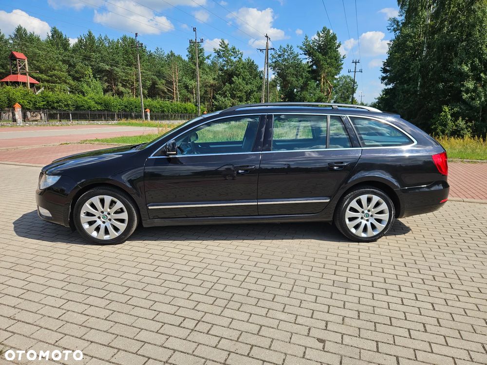 Skoda Superb 2.0 TDI DSG Exclusive - 3