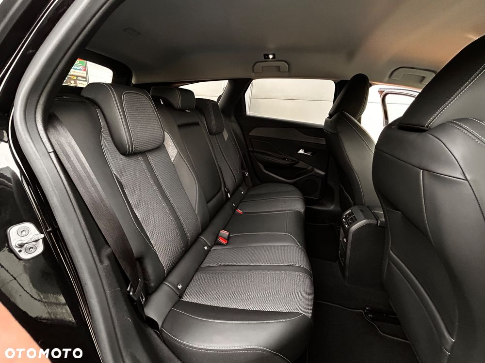 Peugeot 308 BlueHDi 130 EAT8 Allure Pack - 8