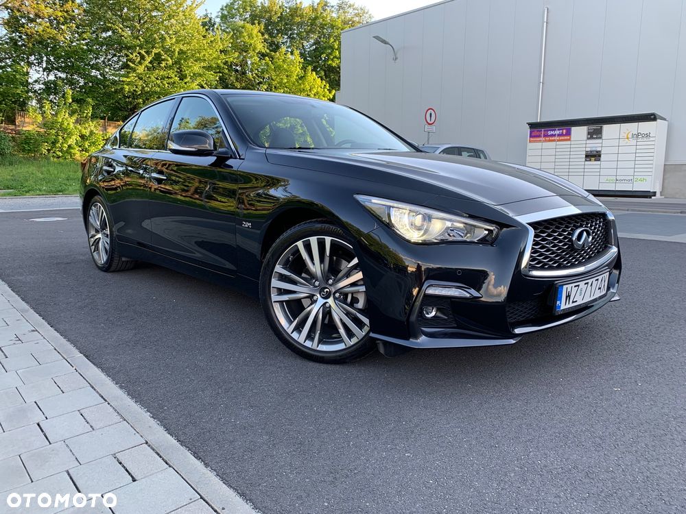 Infiniti Q50 2.0t Sport Sound Studio by Bose - 7
