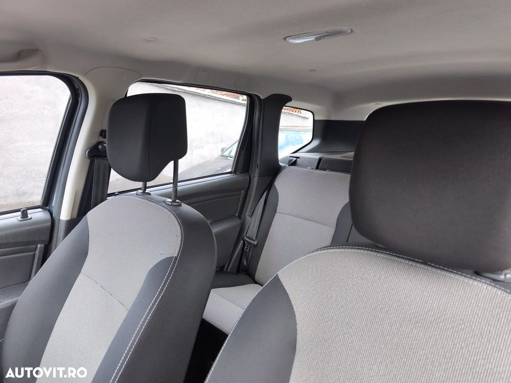 Dacia Duster dCi 90 FAP 4x2 Ambiance - 9