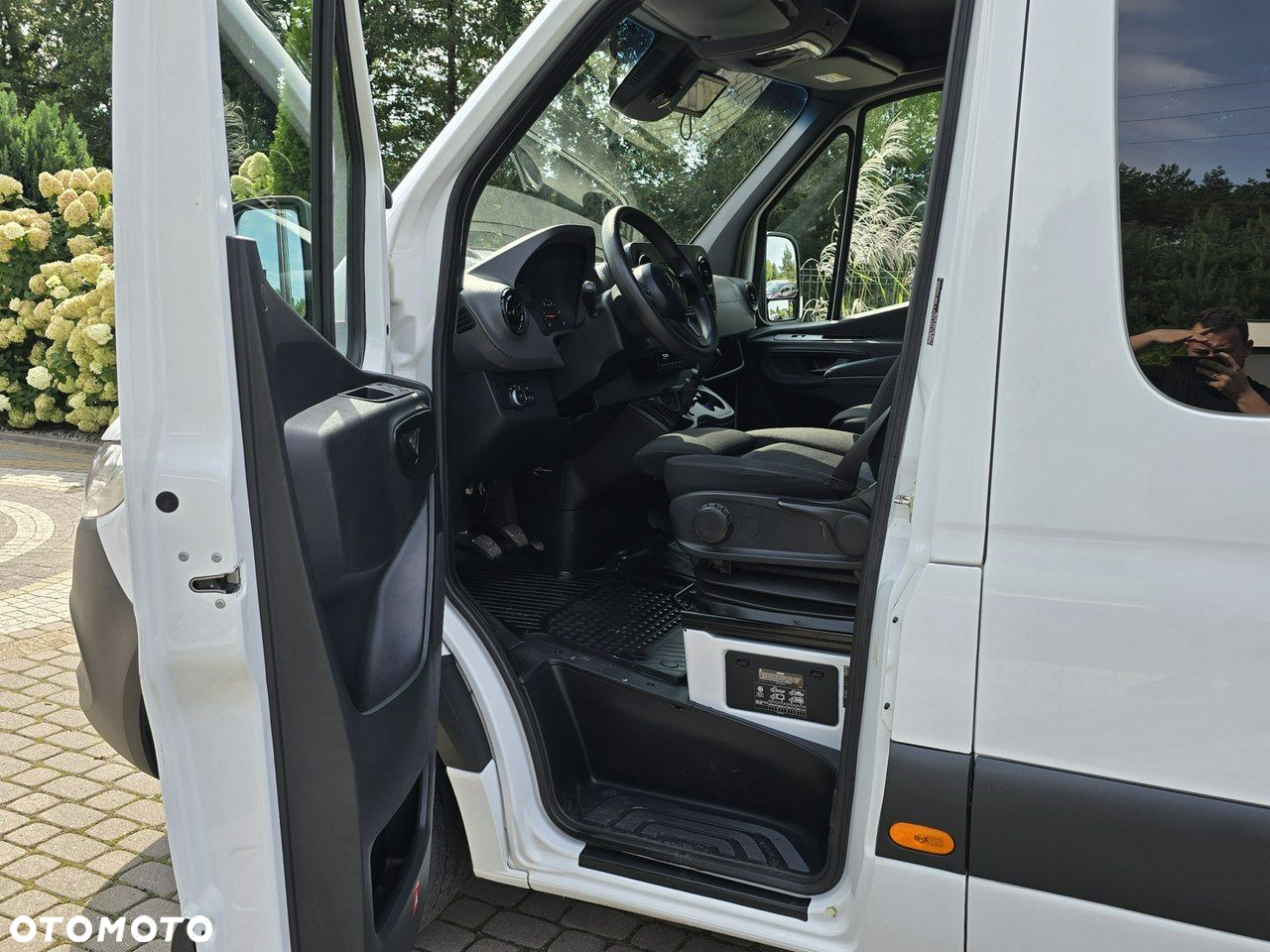 Mercedes-Benz Sprinter - 6
