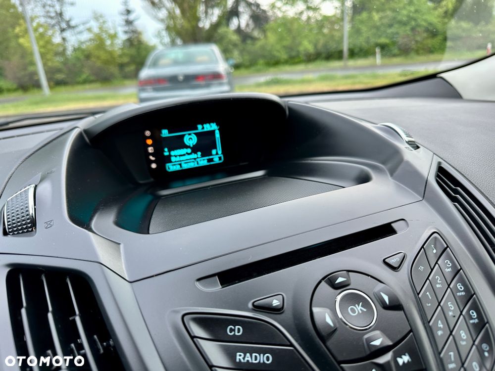 Ford Kuga 2.0 TDCi 2x4 Titanium - 30