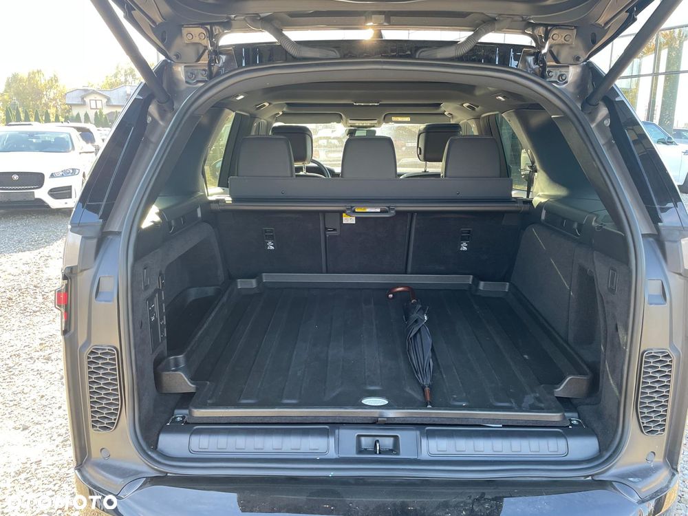 Land Rover Discovery 3.0 D250 mHEV R-Dynamic SE - 22