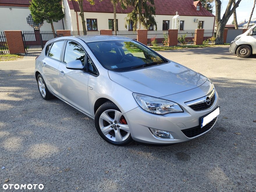 Opel Astra - 1