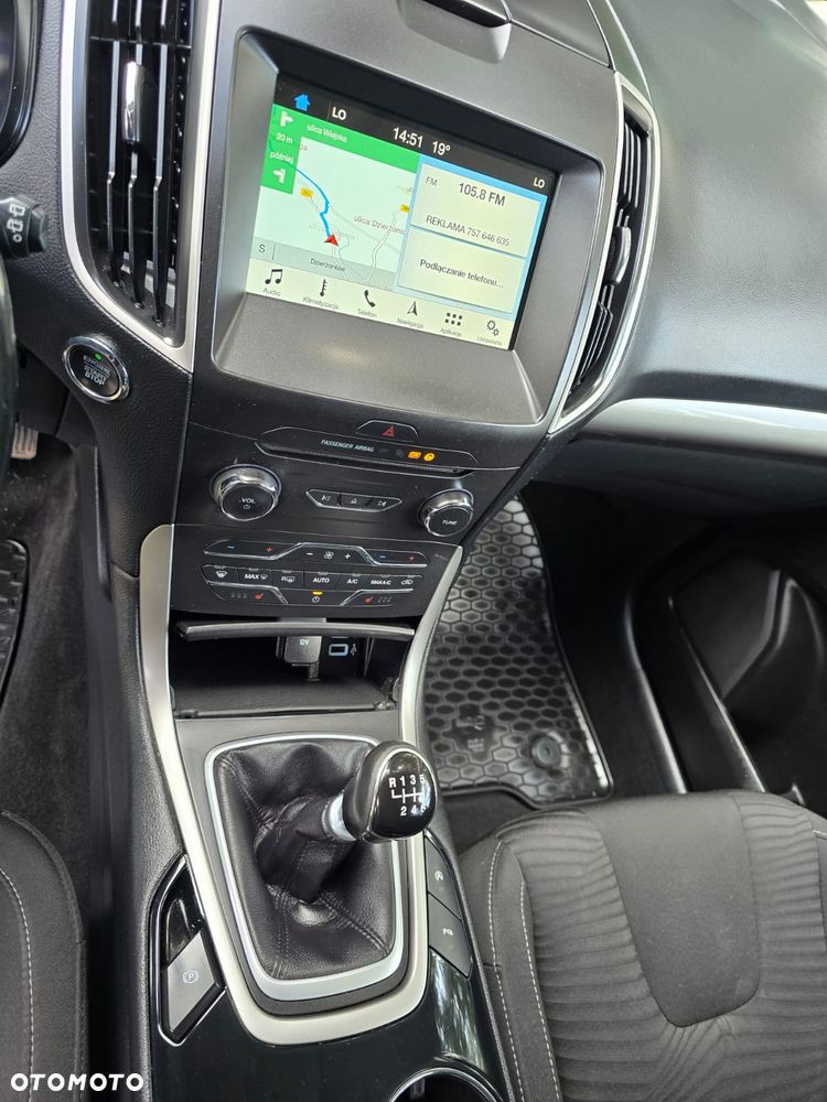 Ford S-Max 2.0 TDCi Titanium - 23