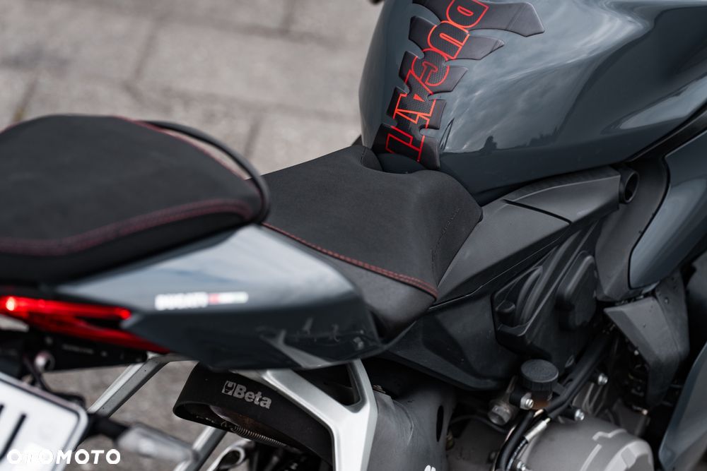 Ducati Panigale 899 - 7