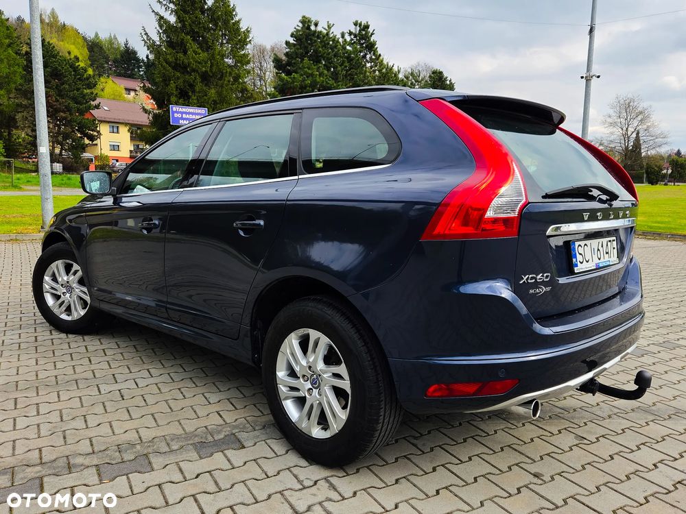 Volvo XC 60 D4 Momentum - 19
