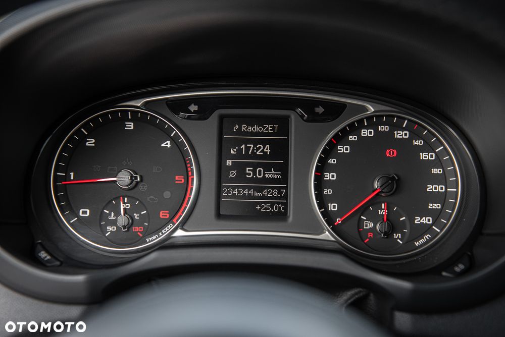 Audi A1 3-drzwiowe 1.6 TDI Attraction - 18