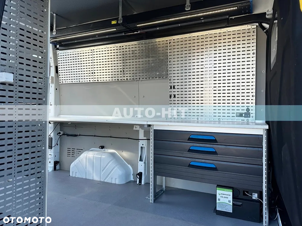 Ford Transit - 18