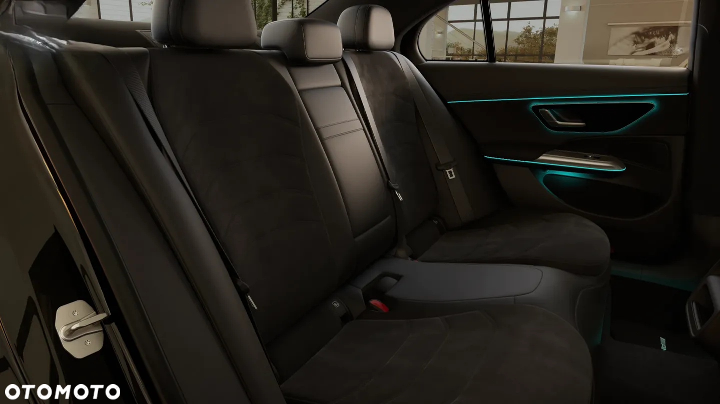Mercedes-Benz Klasa E 200 mHEV 4-Matic AMG 9G-Tronic - 4