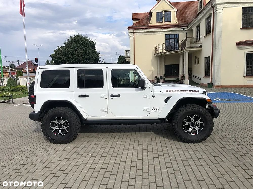 Jeep Wrangler - 4