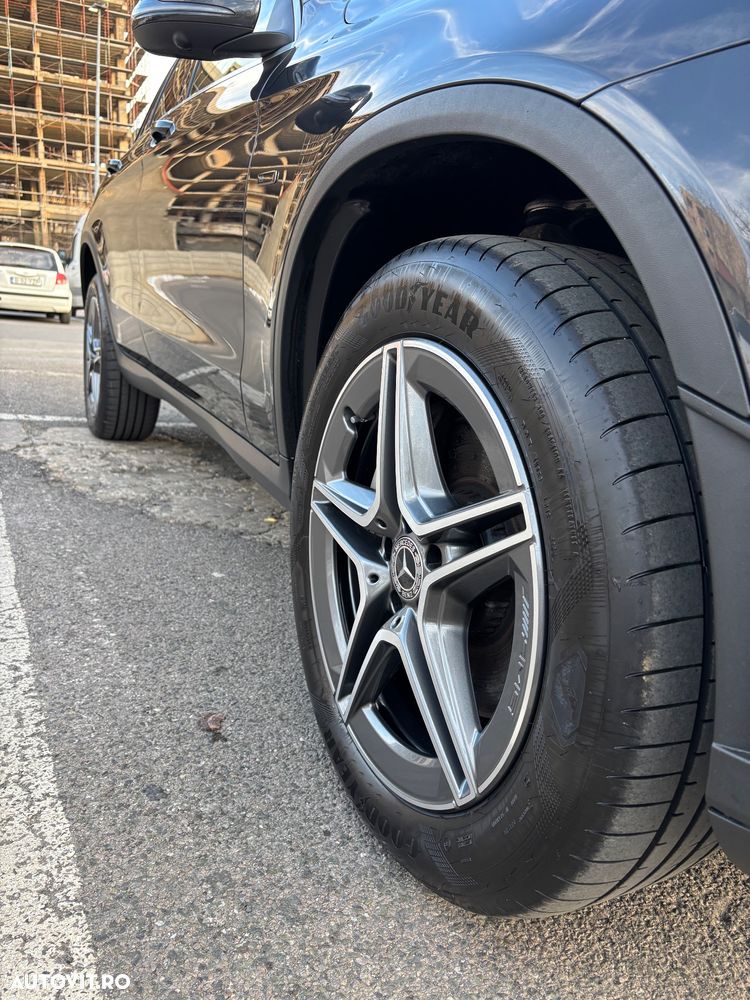 Mercedes-Benz GLC 300 de 4Matic 9G-TRONIC AMG Line Plus - 8