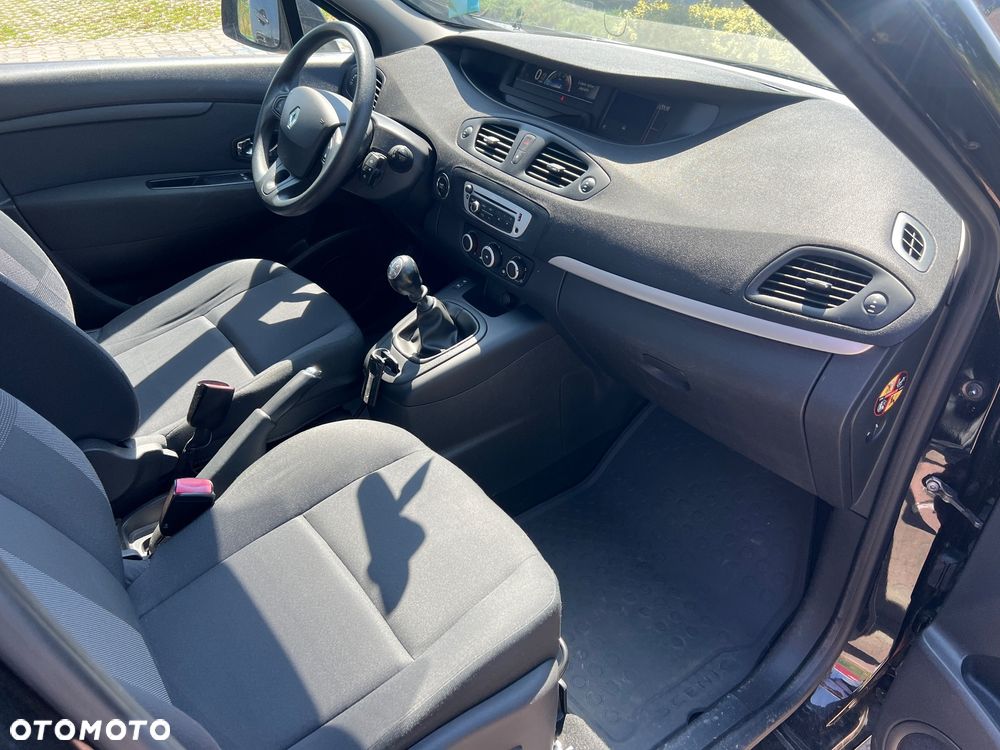 Renault Scenic 1.6 16V 110 TomTom Edition - 24
