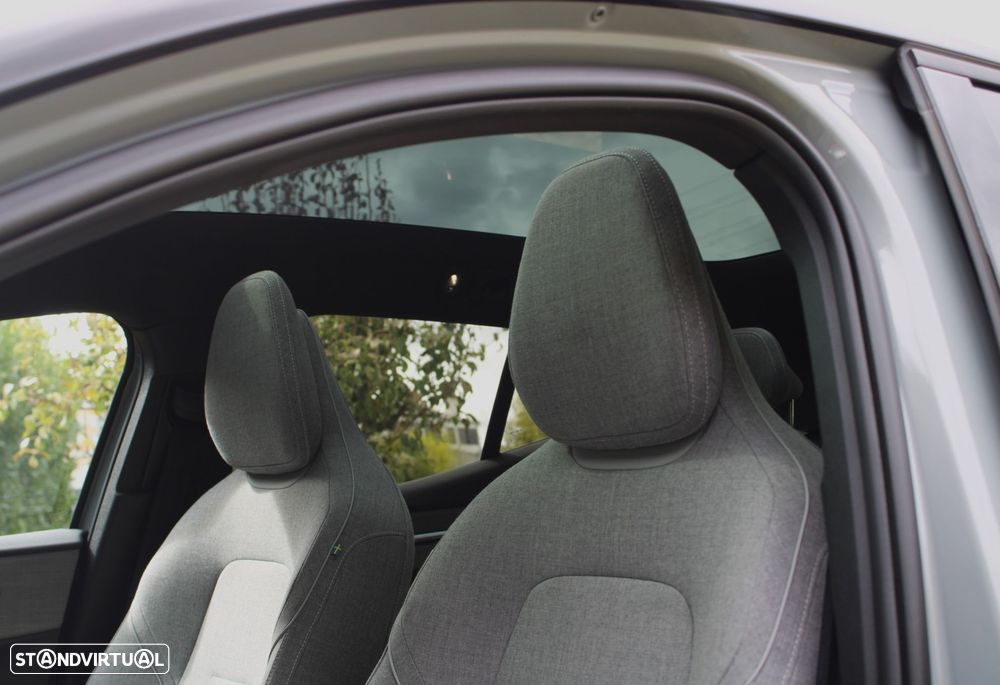 Volvo EX30 Twin Motor Performance AWD Ultra - 4