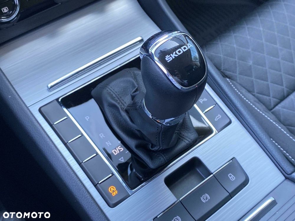 Skoda Superb 1.5 TSI Ambition DSG - 36