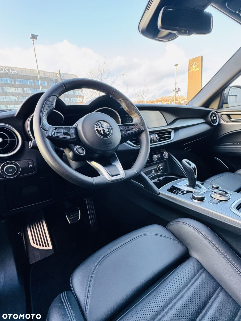 Alfa Romeo Stelvio - 10