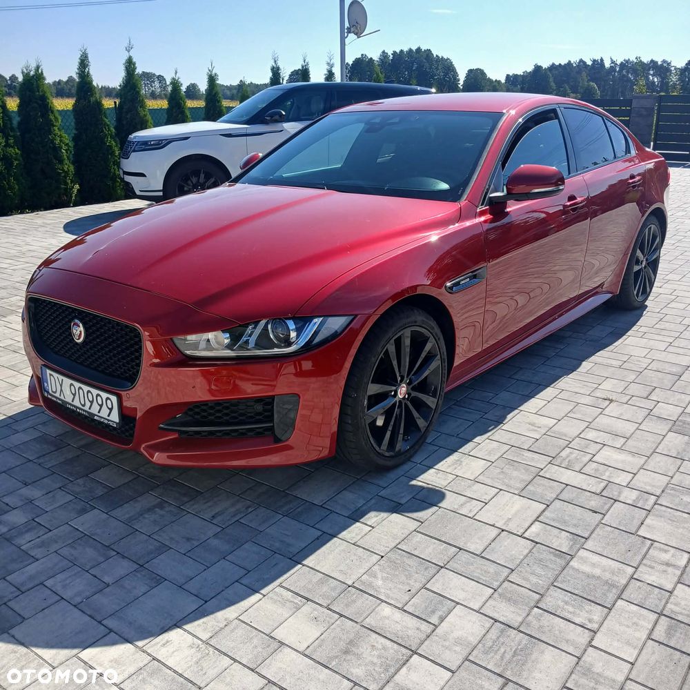 Jaguar XE 2.0 D AWD Prestige - 1