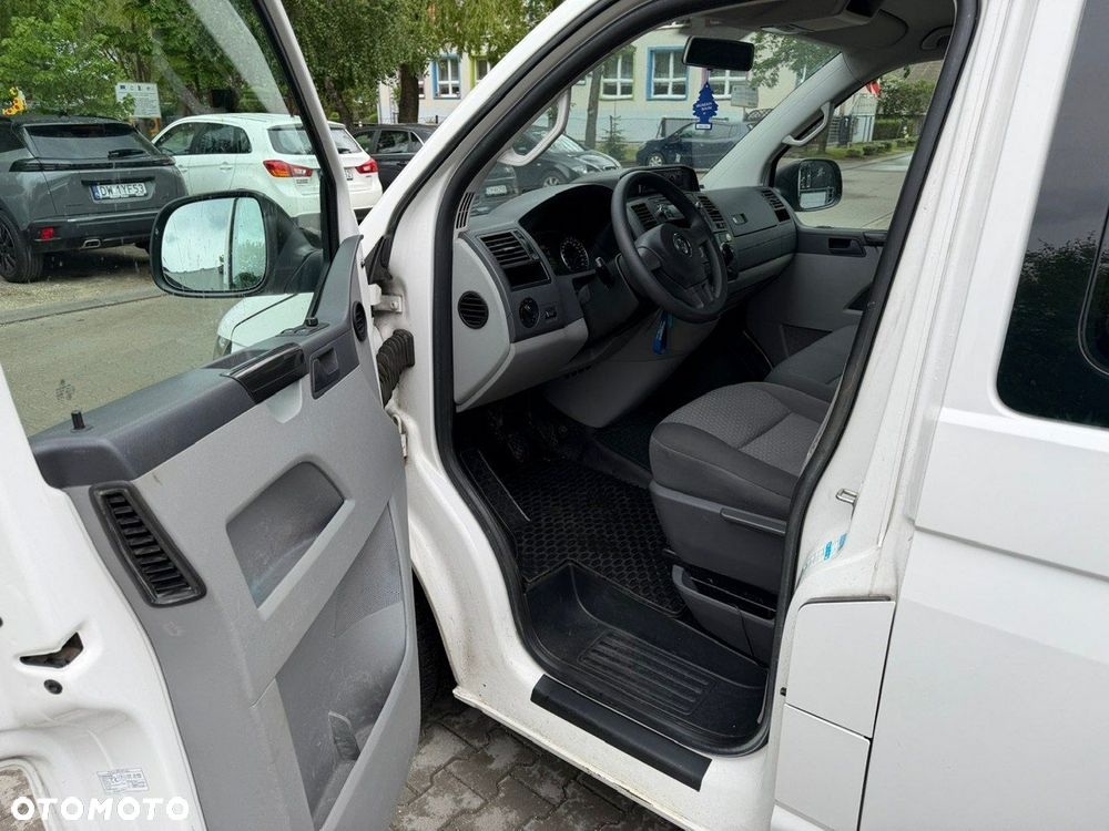 Volkswagen Transporter - 21