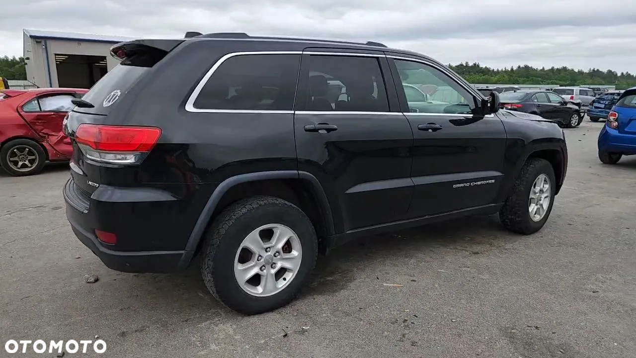 Jeep Grand Cherokee - 21