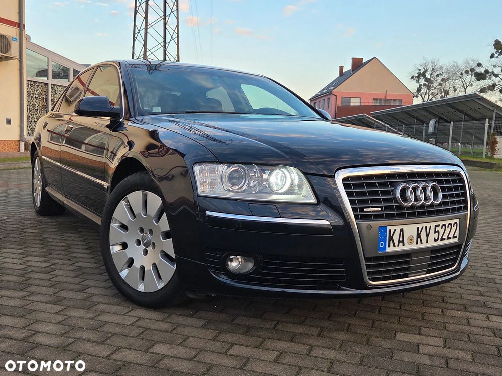 Audi A8 4.2 FSI Quattro - 21