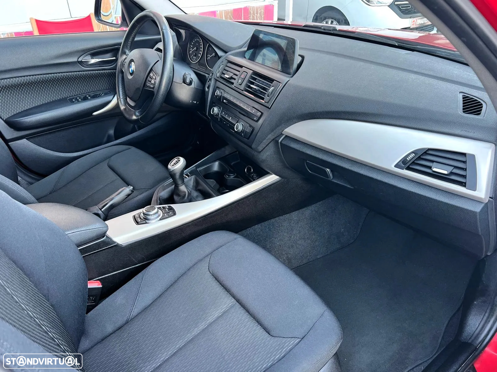 BMW 116 d EfficientDynamics - 4