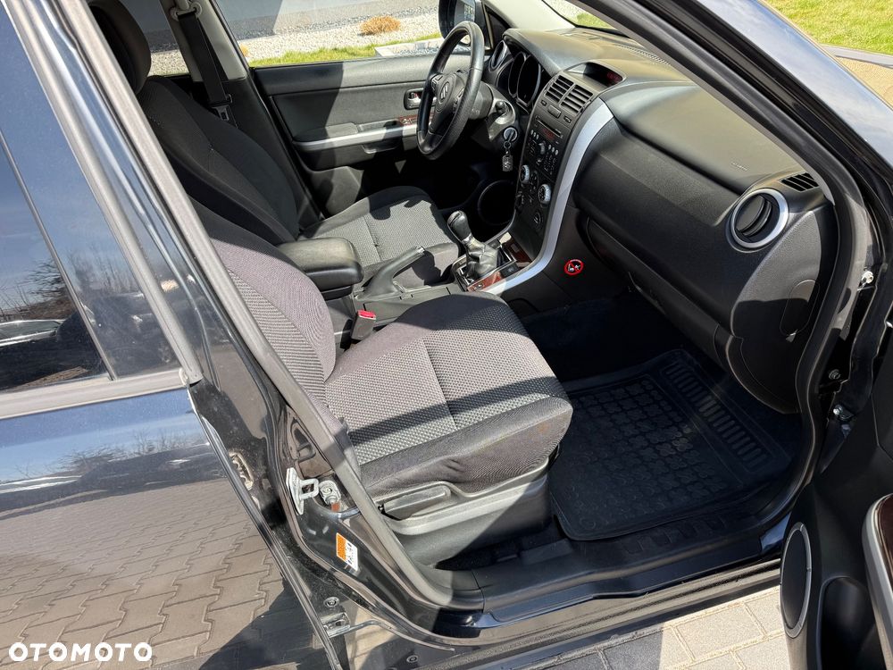 Suzuki Grand Vitara 1.9 DDiS Comfort - 8