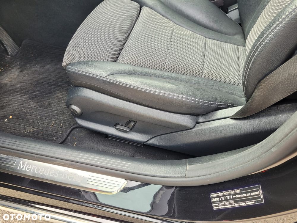 Mercedes-Benz Klasa C 220 d 9G-TRONIC - 12