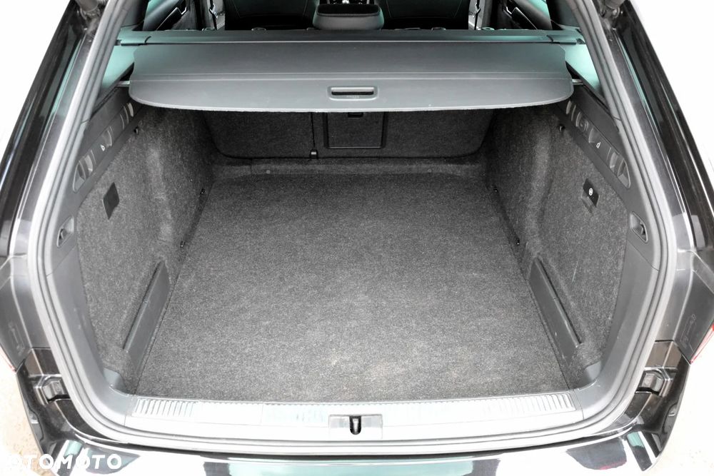 Skoda Superb 2.0 TSI 4x4 Sportline DSG - 38