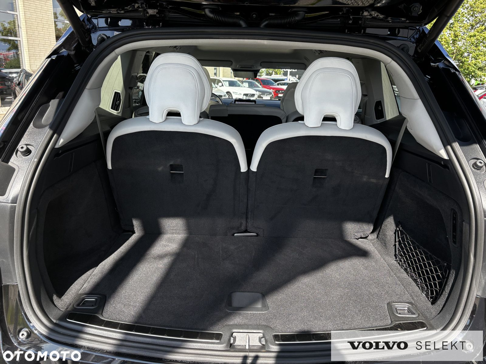 Volvo EX90 - 19