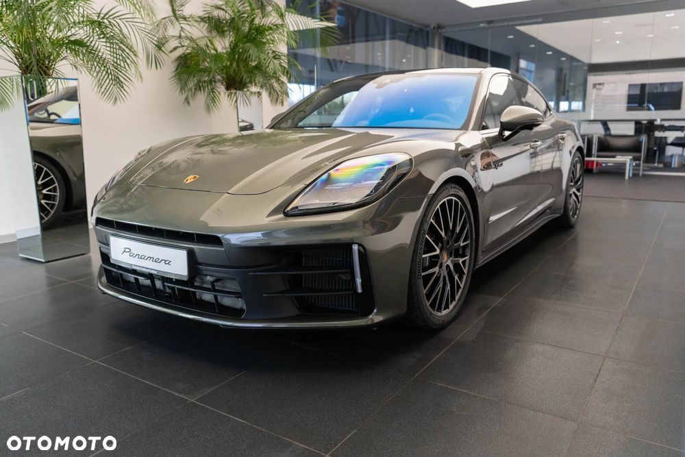 Porsche Panamera 4 E-Hybrid PHEV - 6