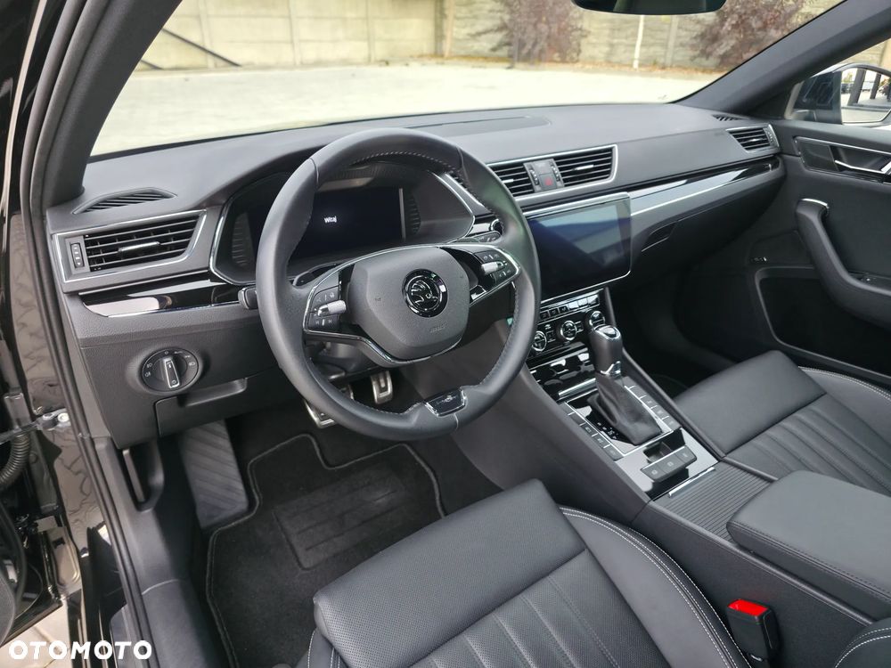 Skoda Superb 2023 photo 3