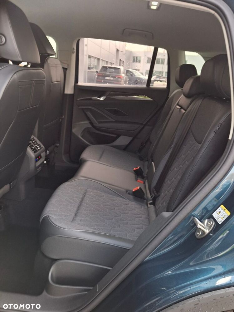 Volkswagen Tiguan - 13