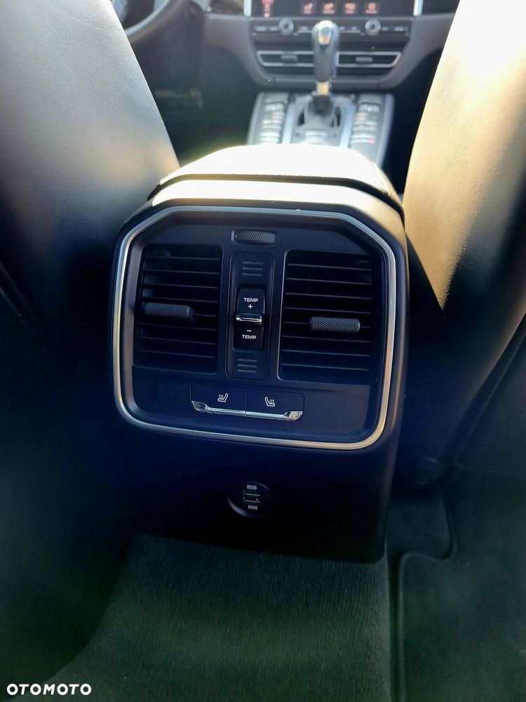Porsche Macan PDK - 24