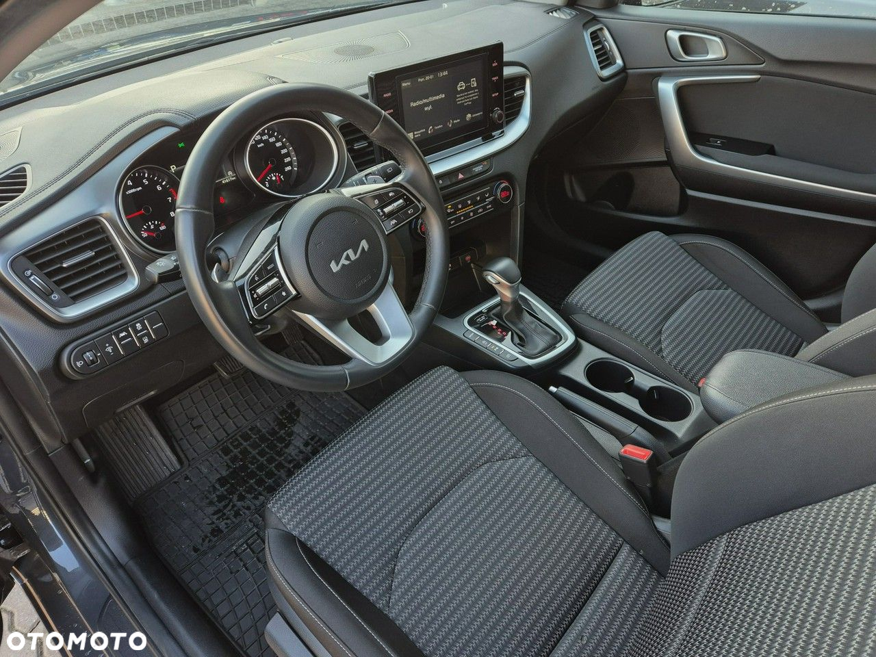 Kia Ceed 1.5 T-GDI M DCT - 16