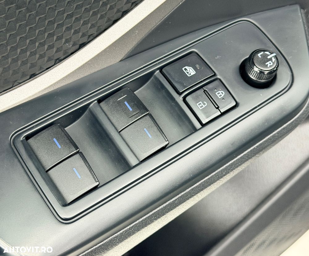 Toyota C-HR 1.8 HSD 122 CP 4x2 CVT C-enter - 11