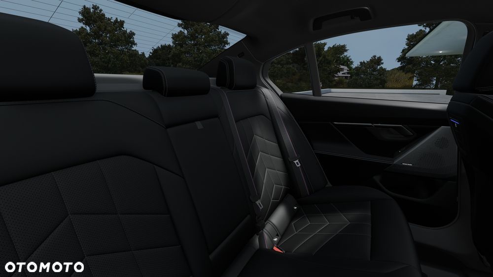 BMW Seria 5 520i mHEV M Sport - 8