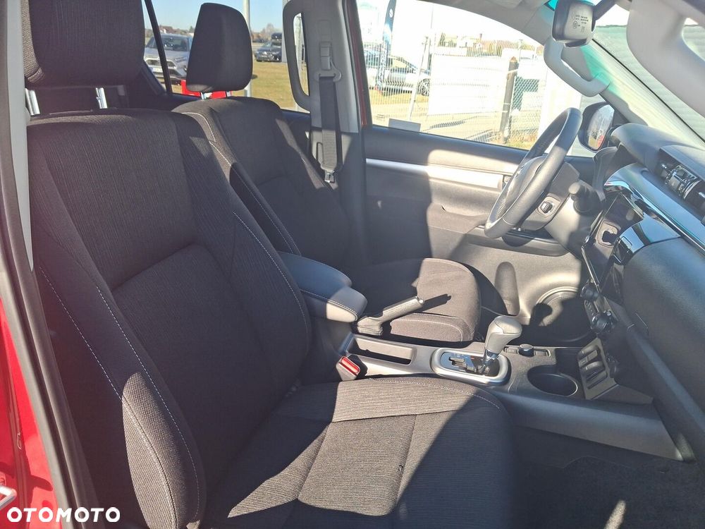 Toyota Hilux 2.8 D-4D mHEV Double Cab Executive 4x4 - 16