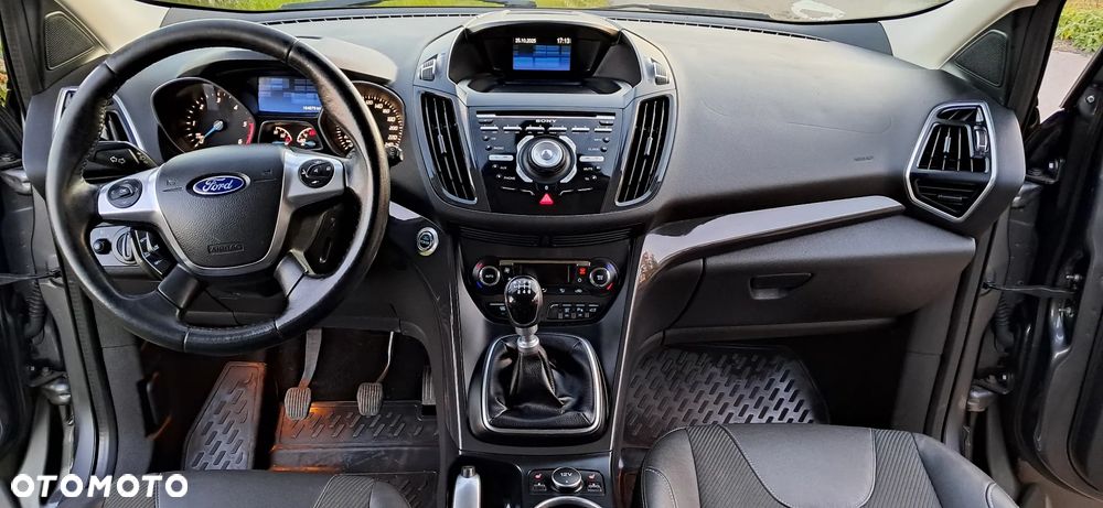 Ford Kuga 2.0 TDCi 4x4 Titanium - 18
