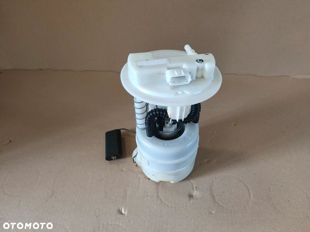 Nissan Micra k12 1.2b POMPA PALIWA PŁYWAK - 1