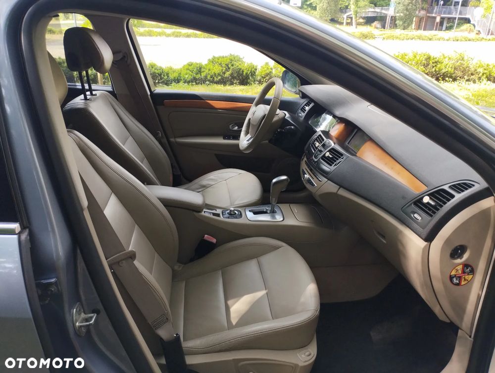 Renault Laguna 2.0 DCi FAP Initiale - 26