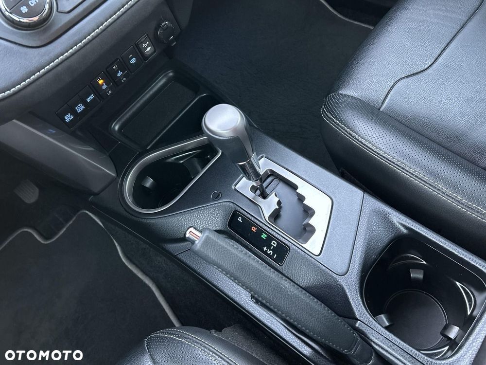 Toyota RAV4 Hybrid Prestige 4x4 - 19