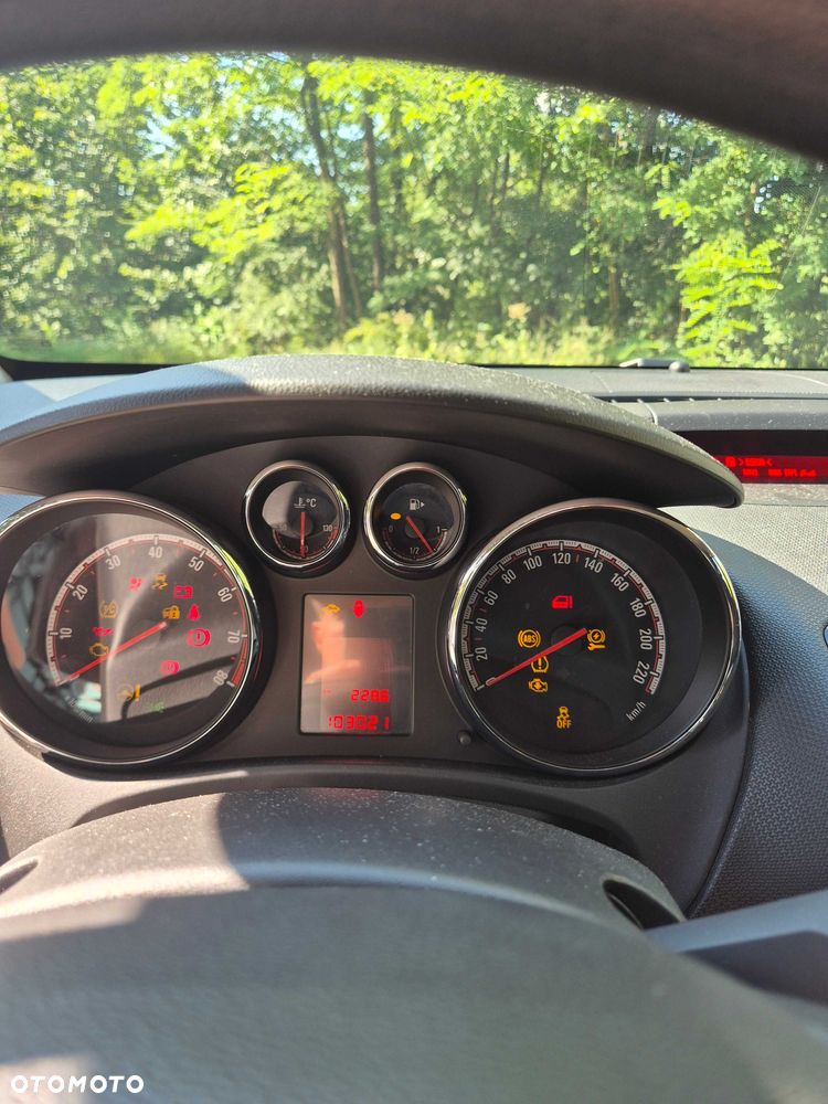 Opel Meriva - 7