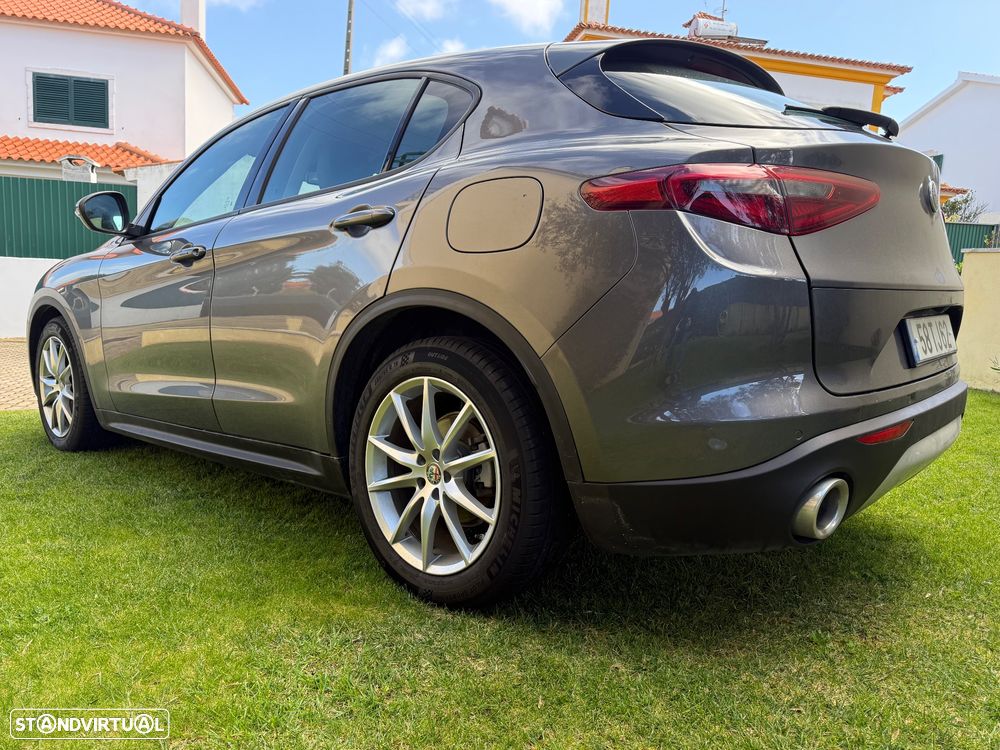 Alfa Romeo Stelvio 2.2 16V AT8 Executive - 2